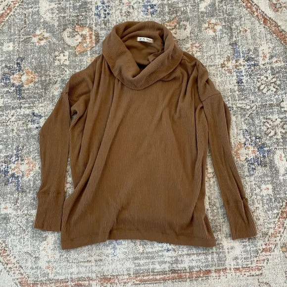 Free People Brown Sweater Off the Shoulder Cowl Neck Knit Ribbed Top Shirt Tan - Picture 6 of 10